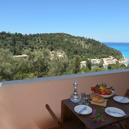 View 2 Áyios Nikítas