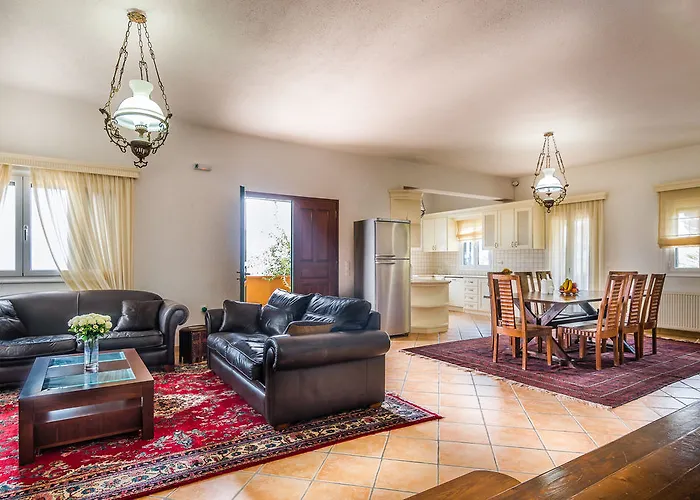 View 2 Villa Áyios Nikítas