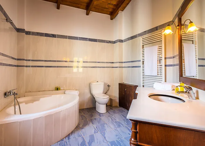 View 2 Áyios Nikítas