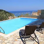 View 2 * Áyios Nikítas