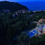 View 2 Áyios Nikítas