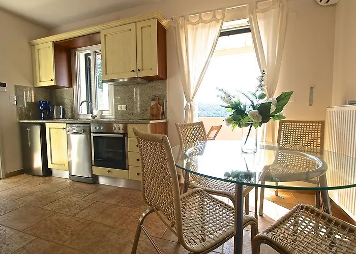 View 2 Agios Nikitas